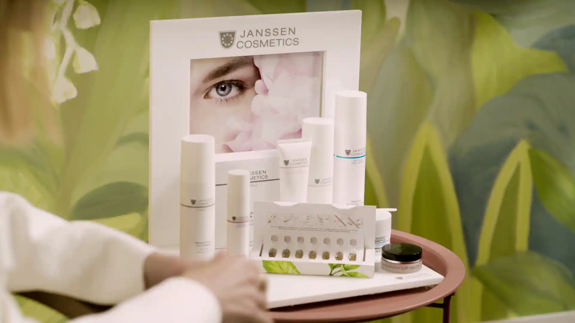 Projektowanie nowoczesnych terapii z Janssen Cosmetics: biała kosmetyka, retinol, mezoterapia